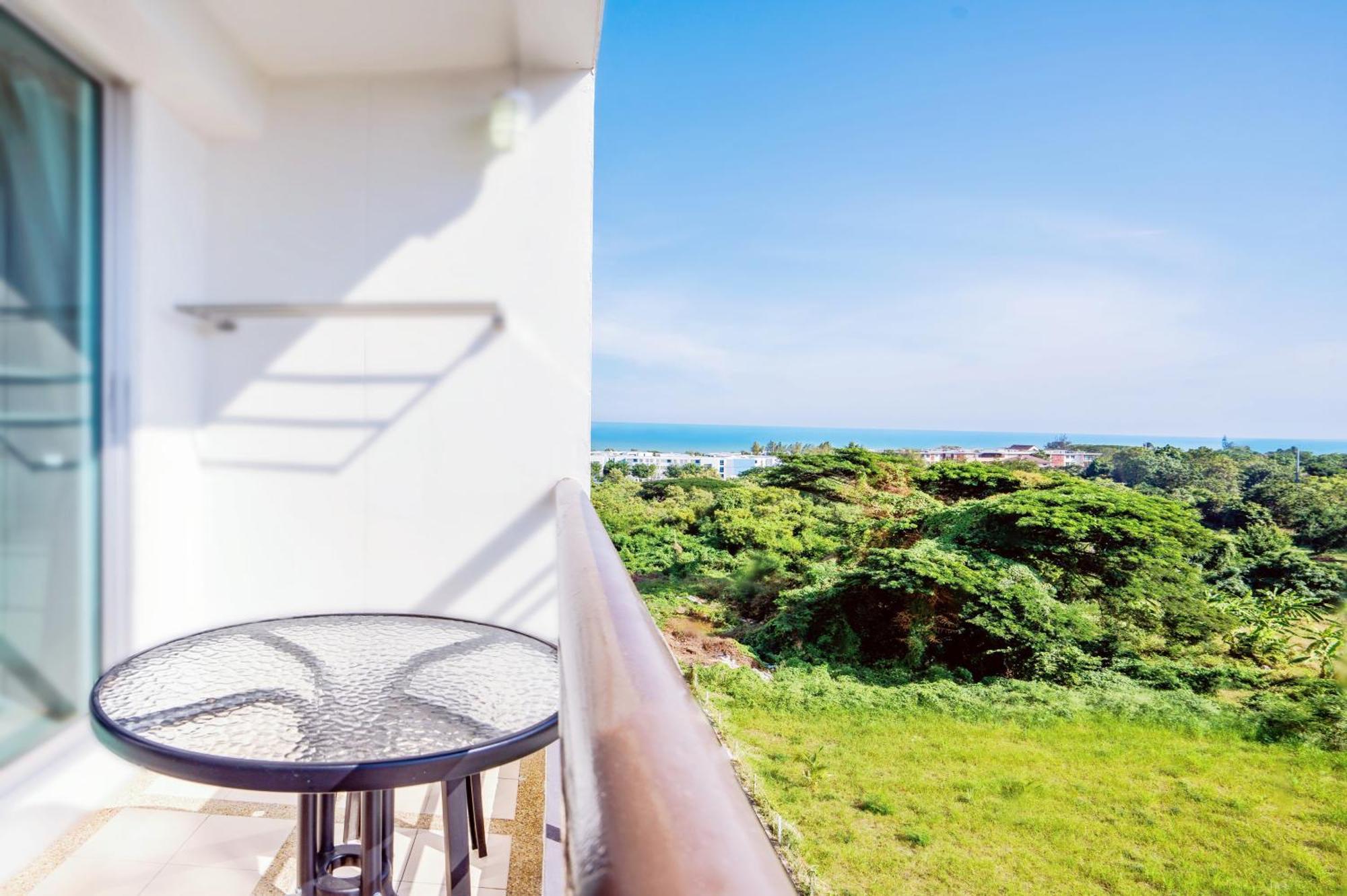 Hua Hin First - Happy Rent Apartment Exterior photo
